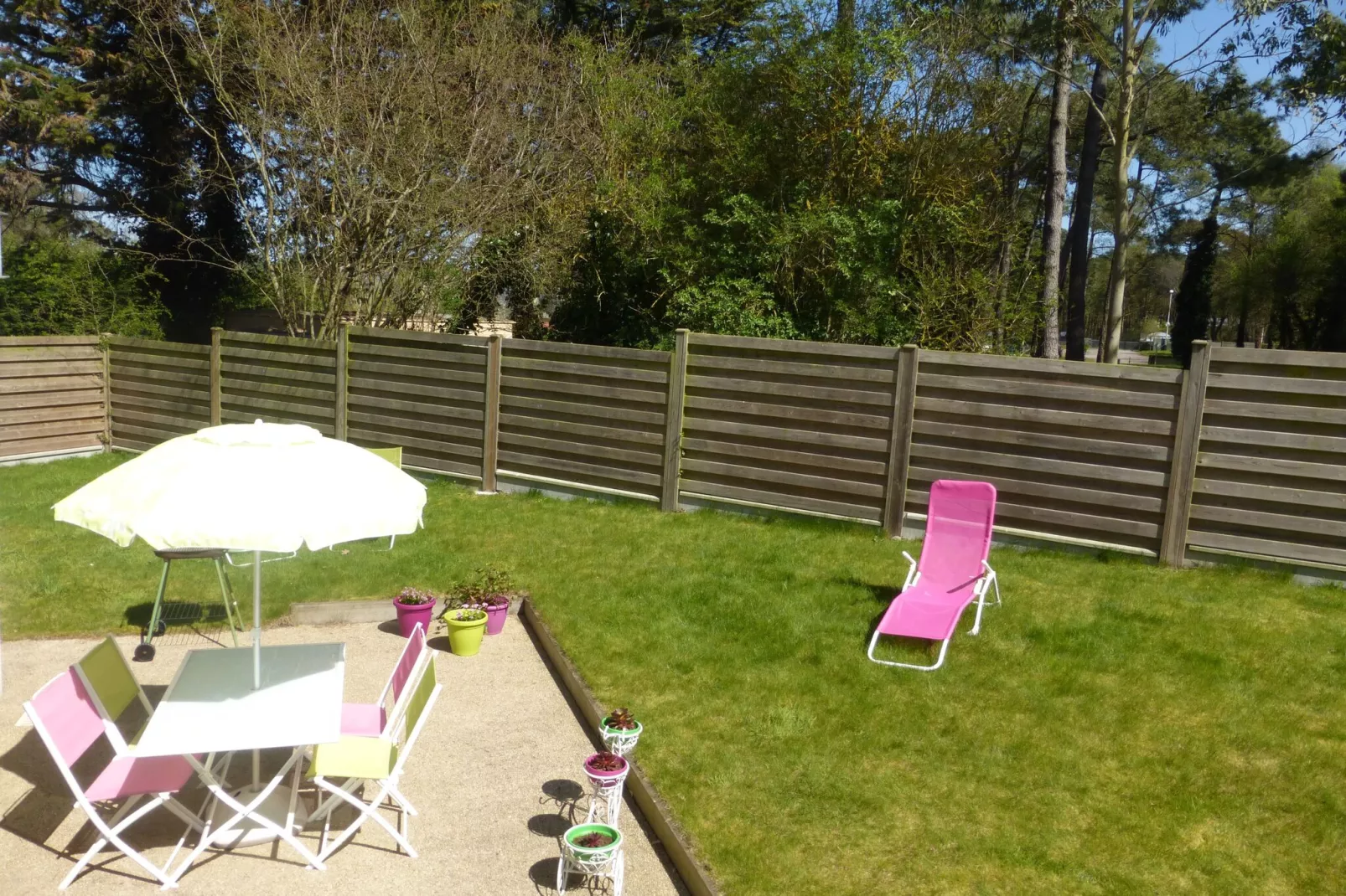 Holiday flat, Erquy-gîte "Les Moussettes"-Tuinen zomer