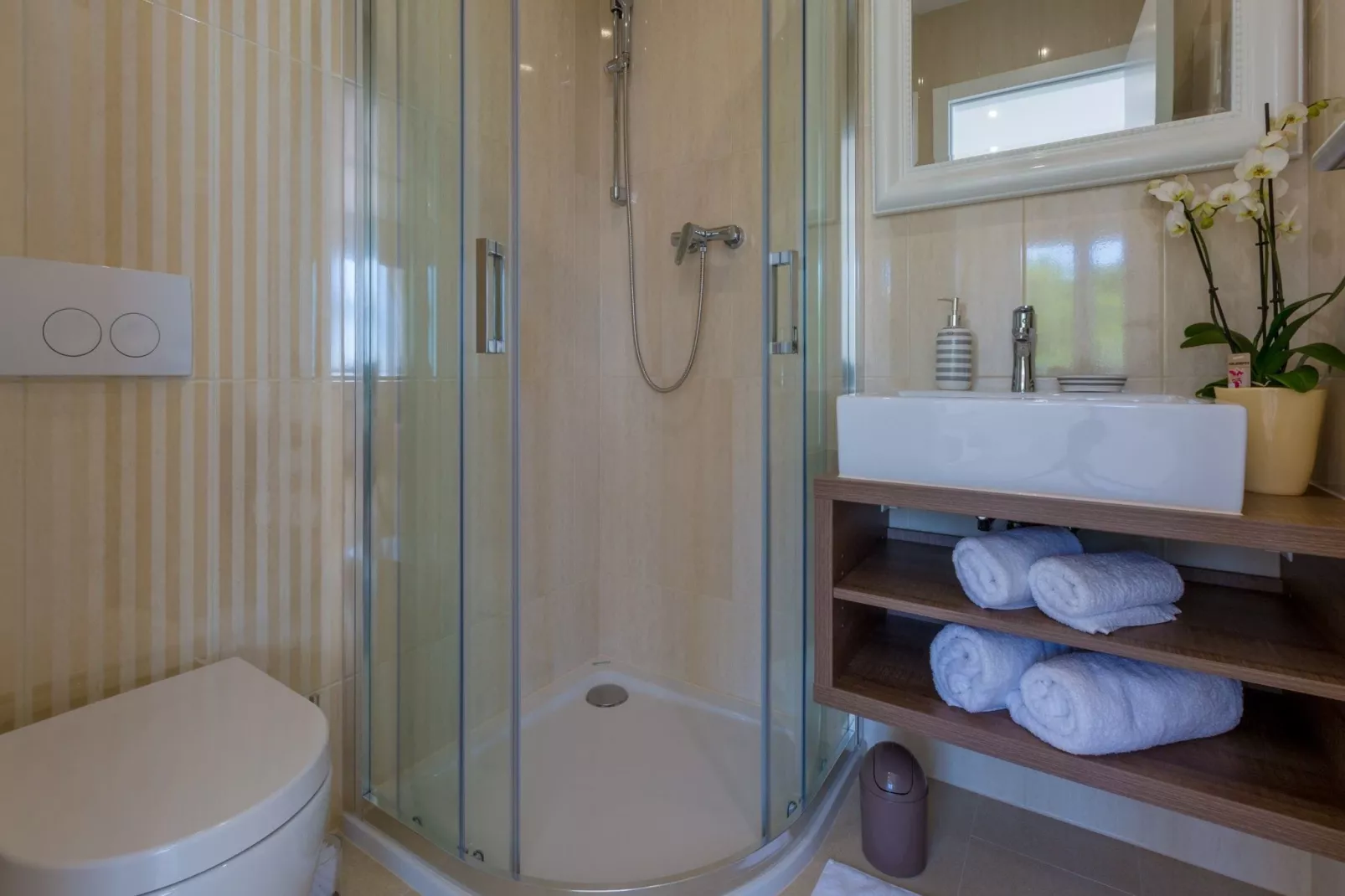 Villa Apartment Grande A7-Badkamer