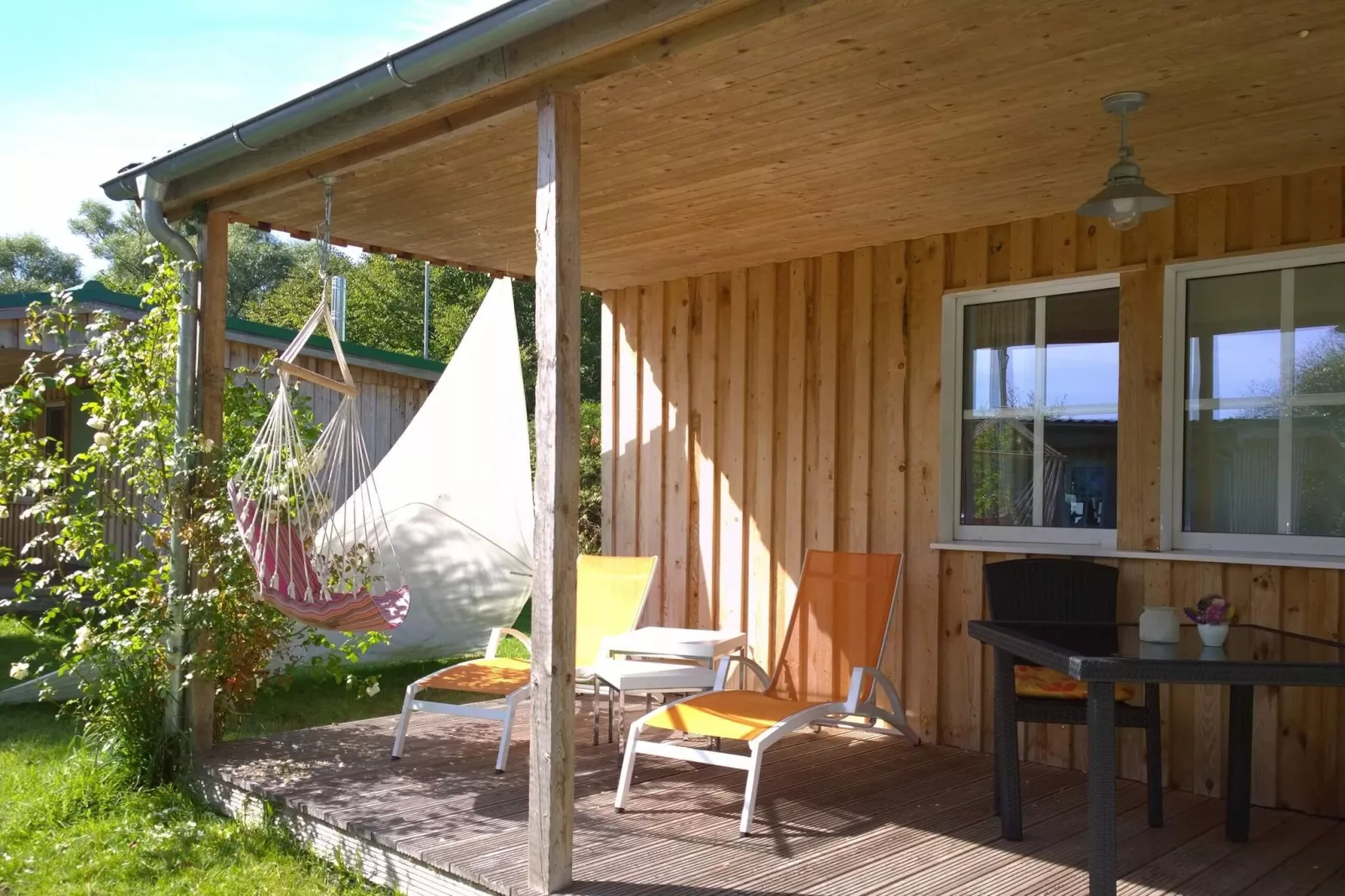 Haus 4 - 3 Personen - Buitenkant zomer