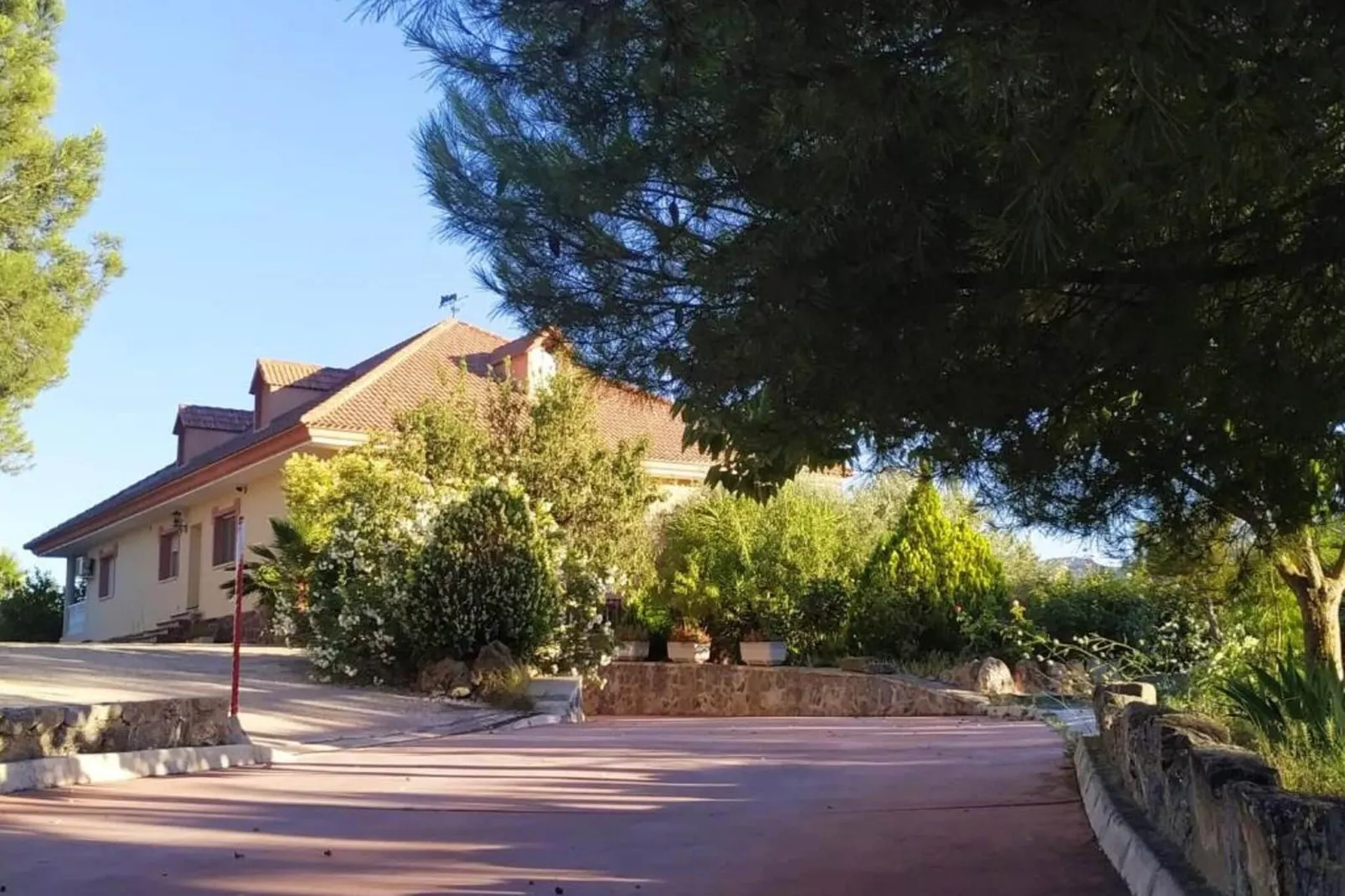 Casa de Lozano y Rueda-Buitenkant zomer