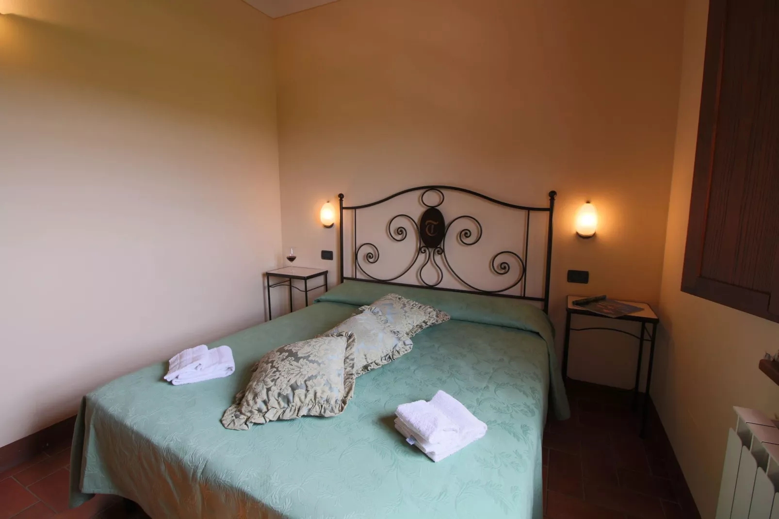 Gezellig appartement in Montepulciano met zwembad-Slaapkamer