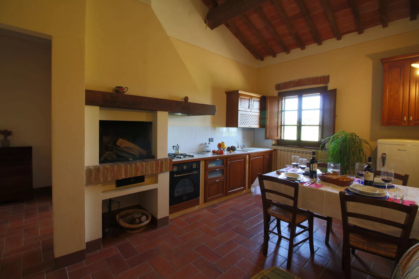 Gezellig appartement in Montepulciano met zwembad-Woonkamer