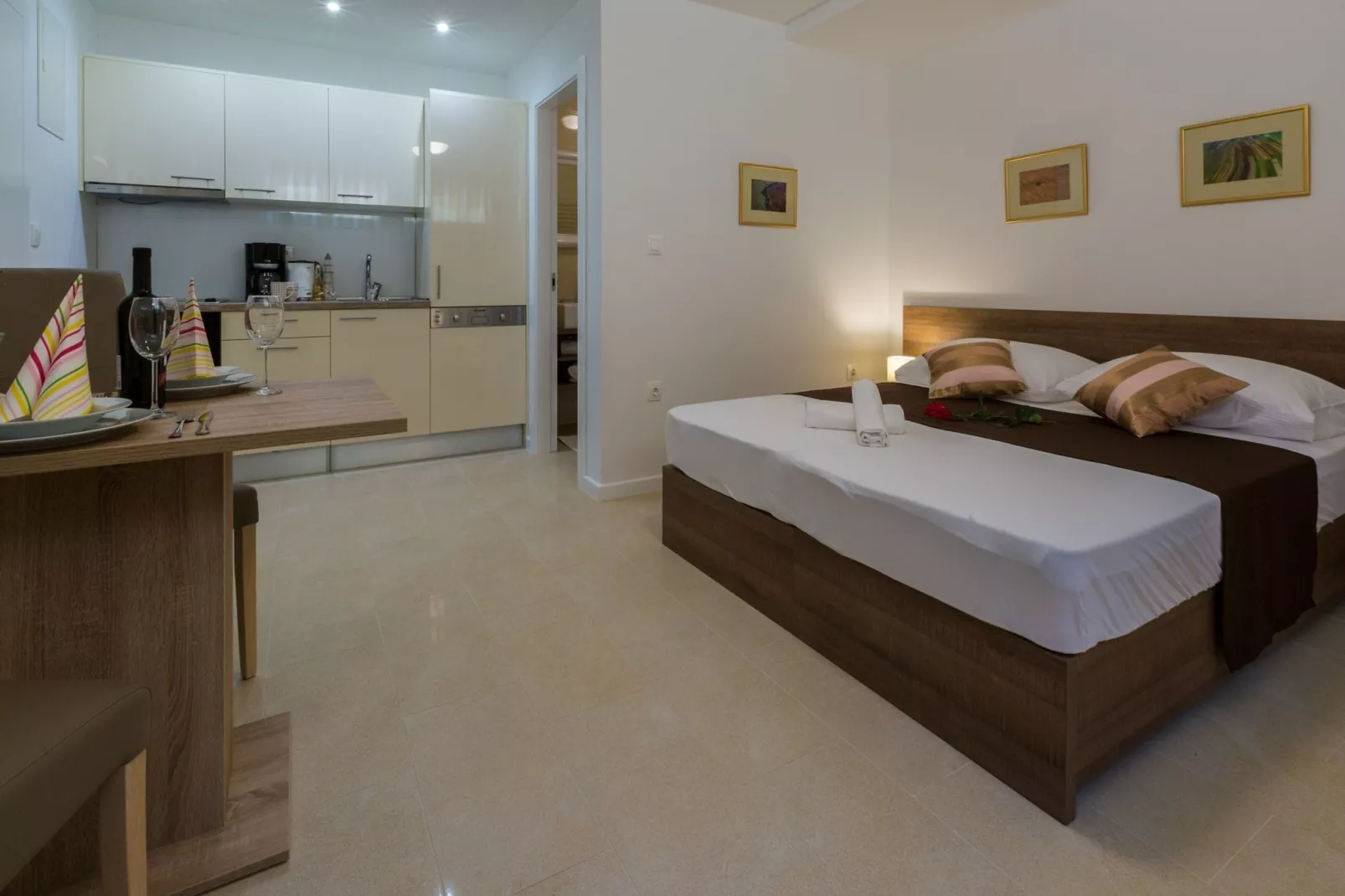 Studio Apartment Vila Grande A5-Woonkamer
