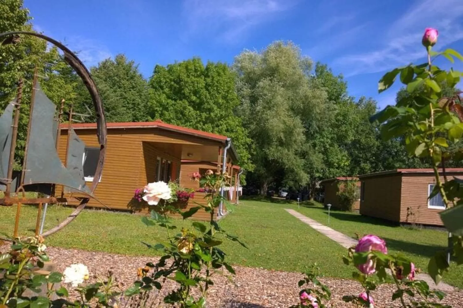 Vakantiehuis op de backwaters, Lütow-Buitenkant zomer