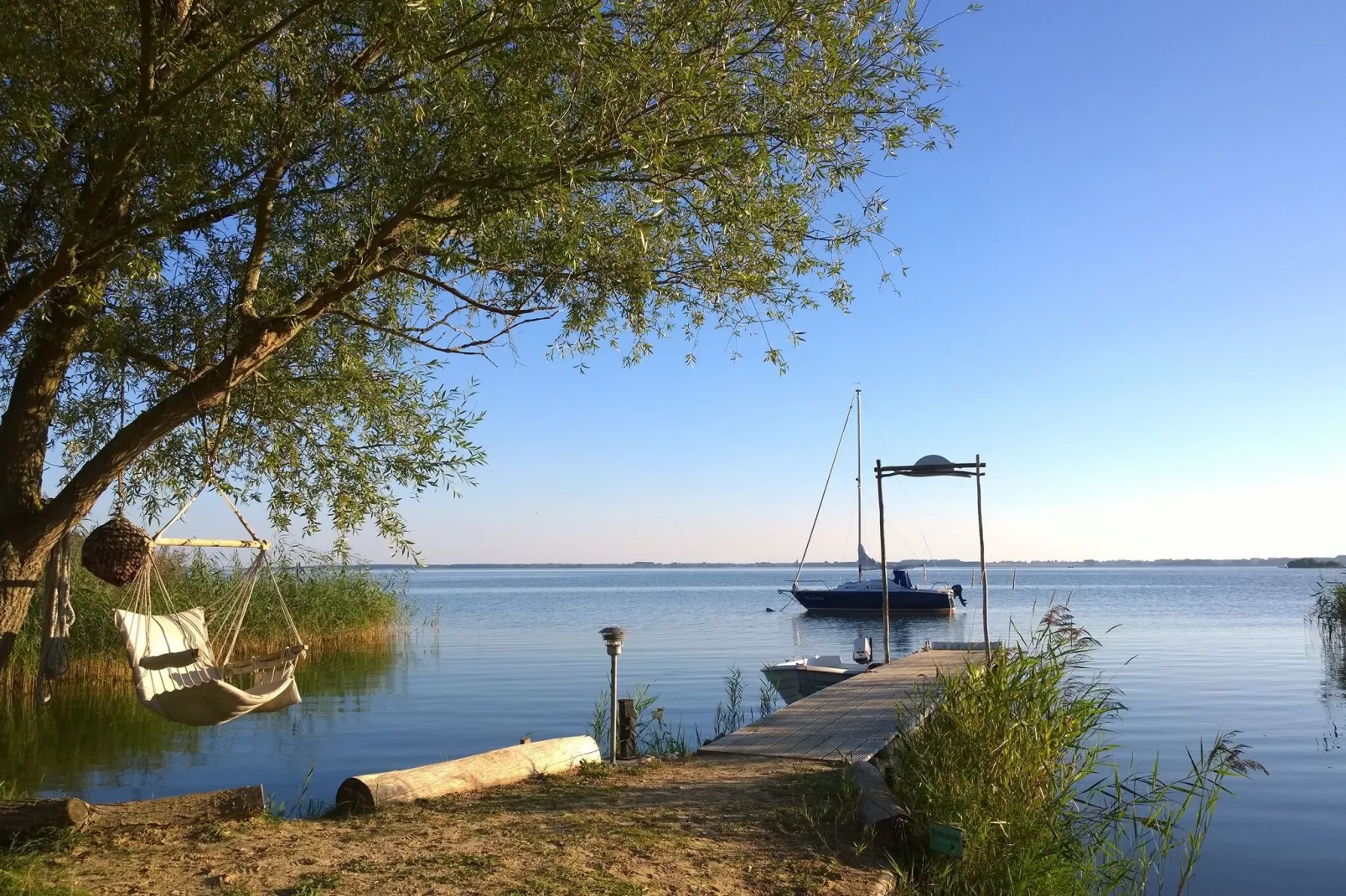 Vakantiehuis op de backwaters, Lütow-Gebieden zomer 1km