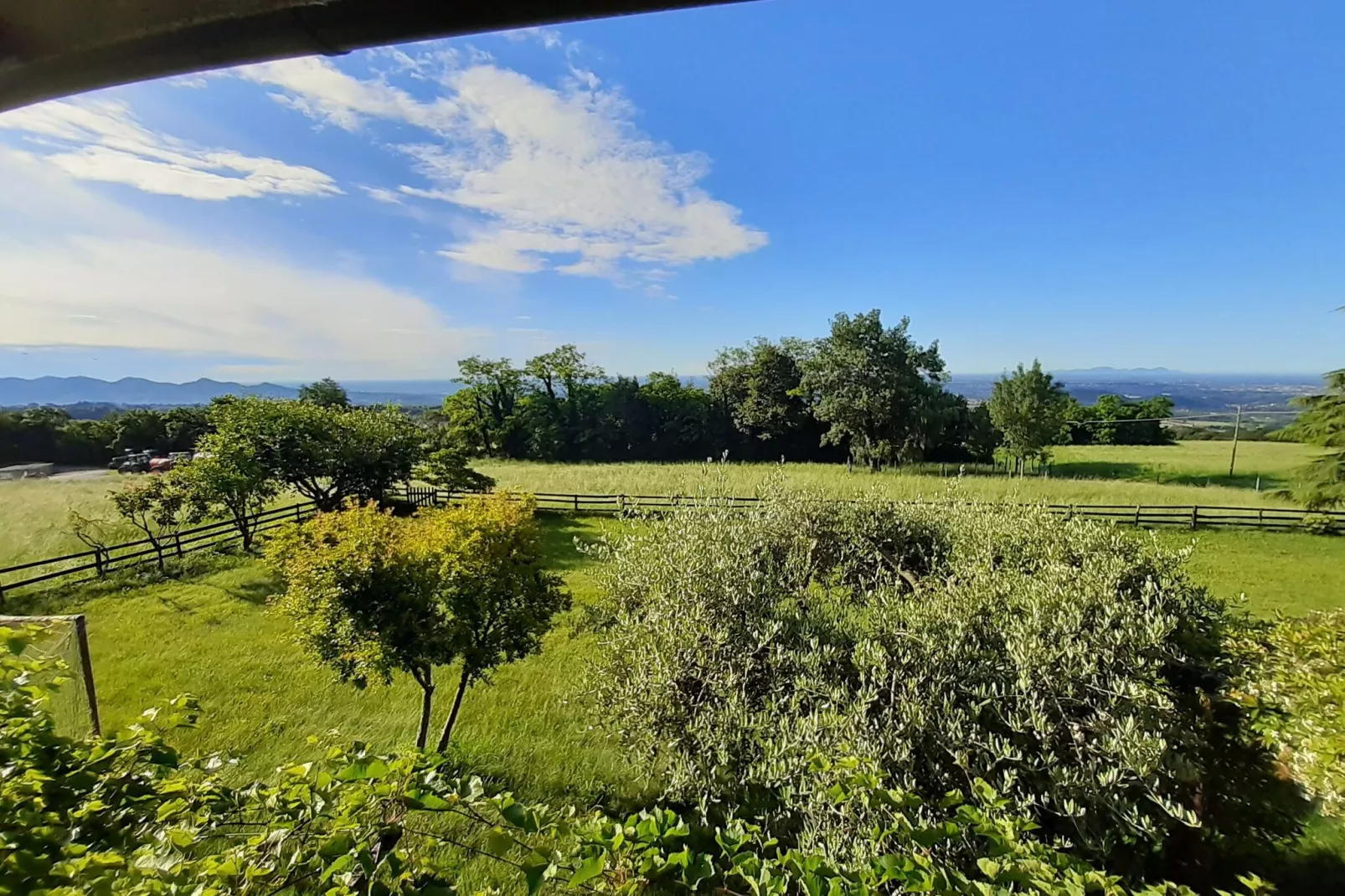 Casa Gherla Uno-Uitzicht zomer