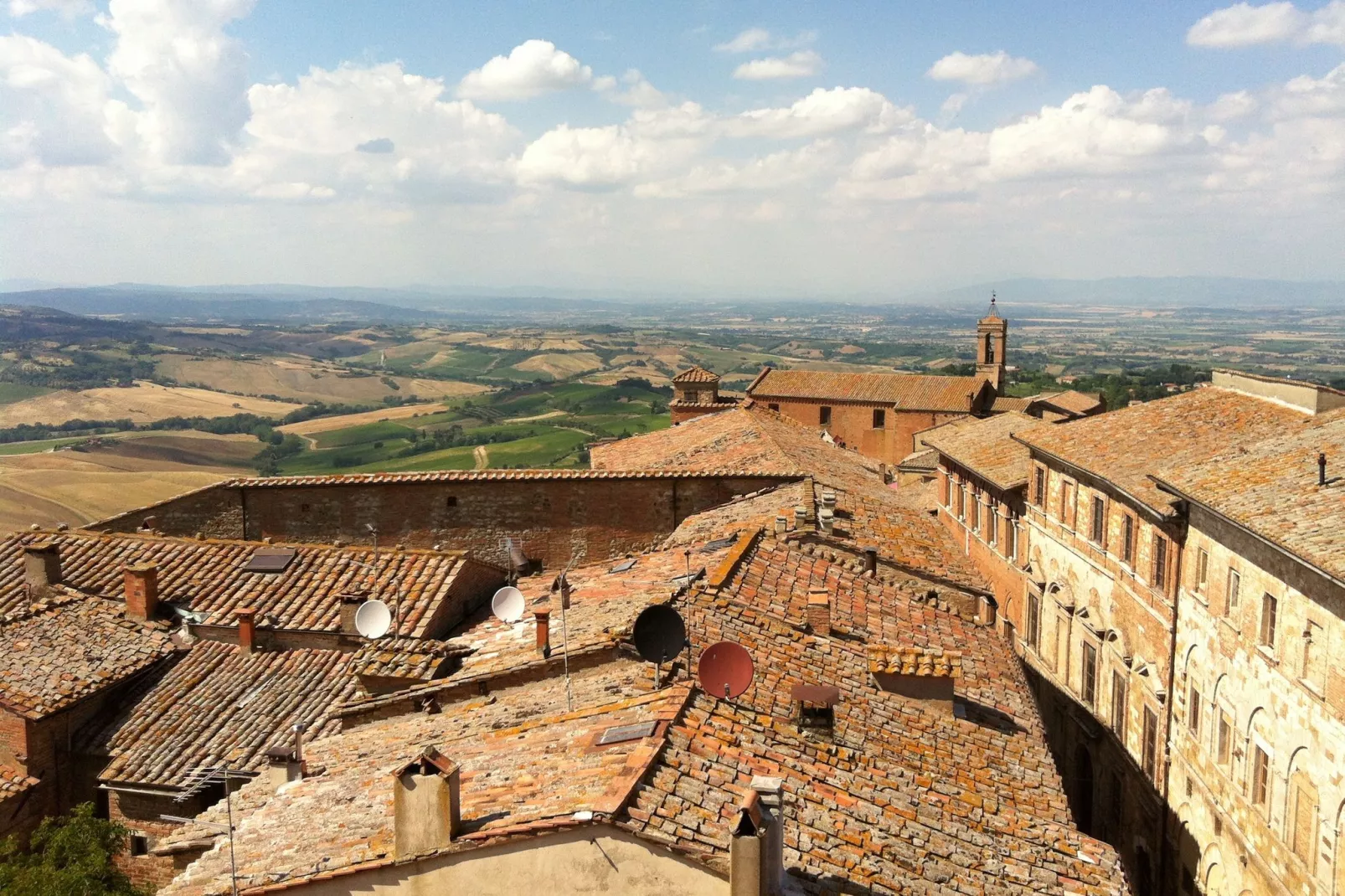 Sfeervol appartement in Montepulciano met zwembad-Gebieden zomer 20km