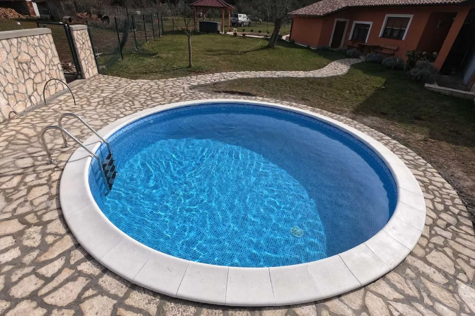 poolofhouse