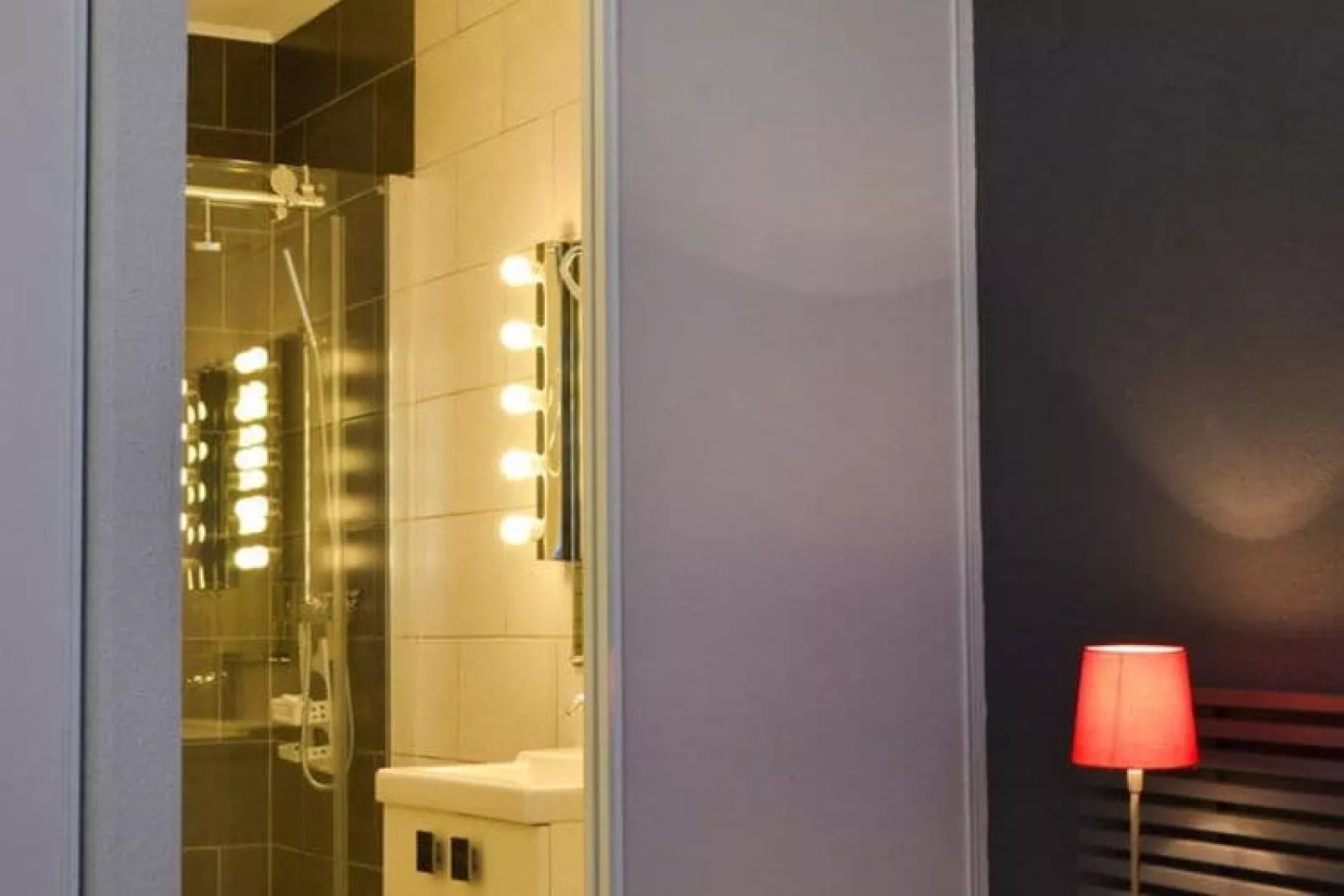 Holiday flat Plougasnou-Badkamer