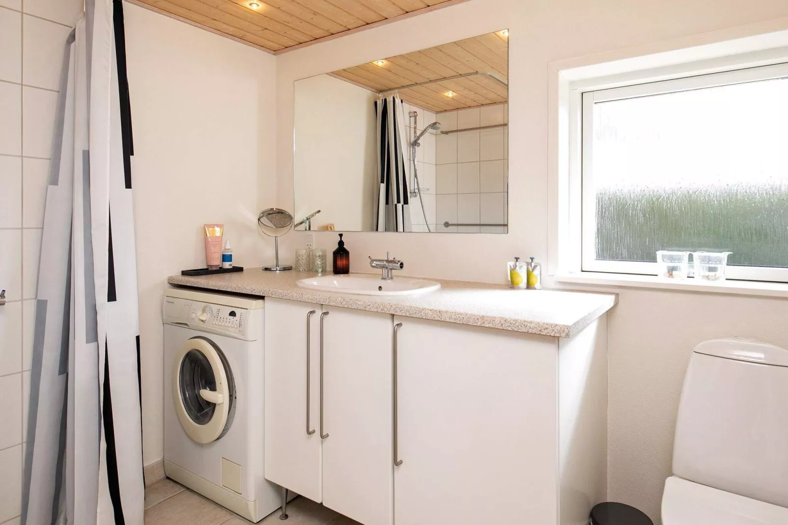 Kustsereniteit in Hals-By Traum-Binnen