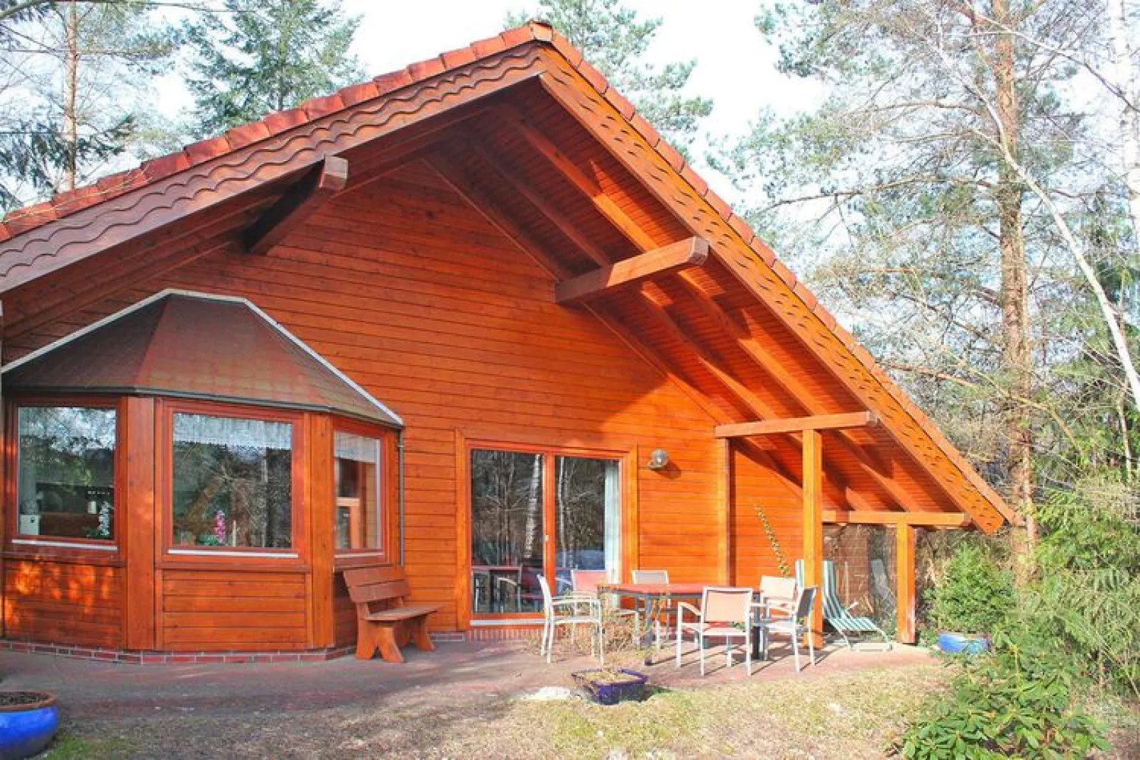 Ferienhaus Svenja Wiefelstede-Lehe-Buitenkant zomer