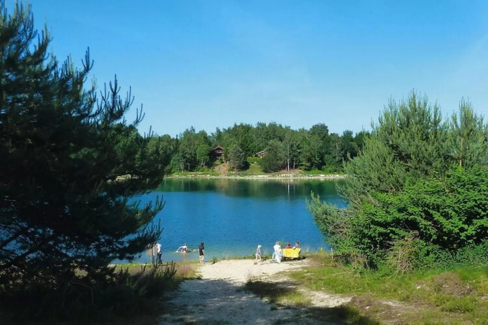 Ferienhaus Wiefelstede-Lehe-Waterzicht