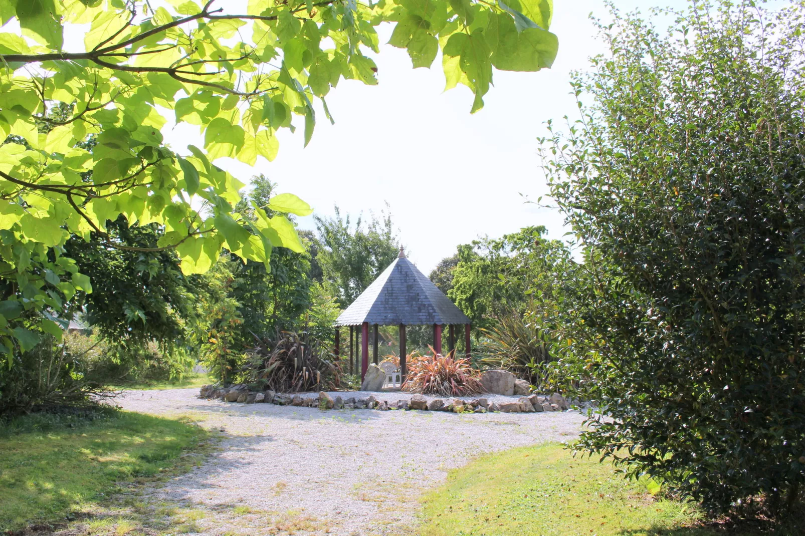 Kapelle Briec-Tuinen zomer