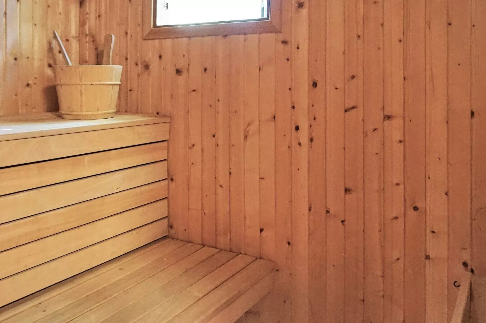 8 persoons vakantie huis in HENÅN-Sauna