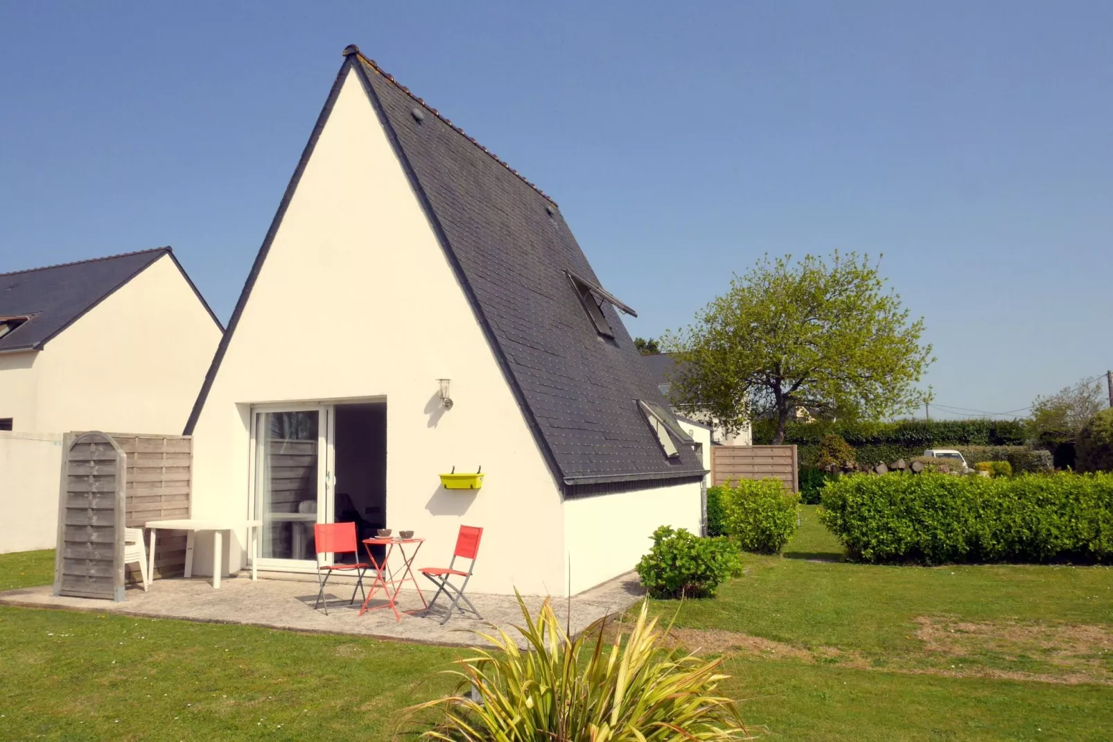 Ferienhaus Beuzec-Cap-Sizun-Buitenkant zomer