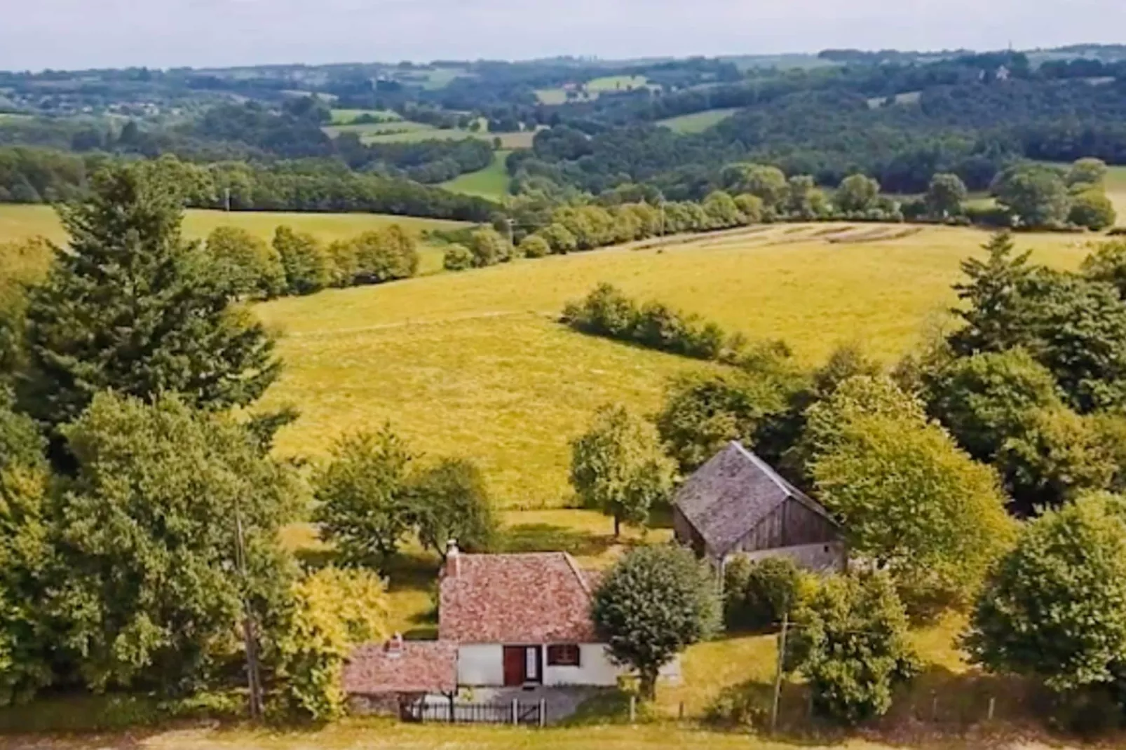 Le Haut Chambon-Buitenkant zomer