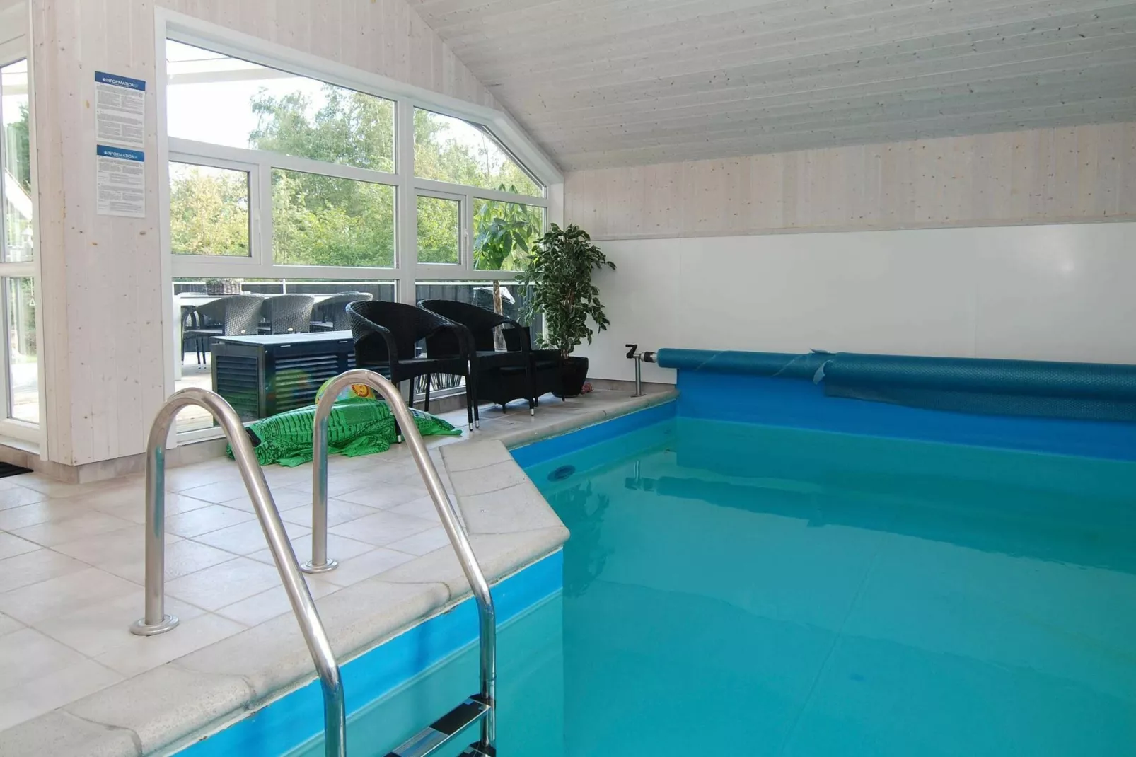 8 persoons vakantie huis in Gilleleje-Zwembad
