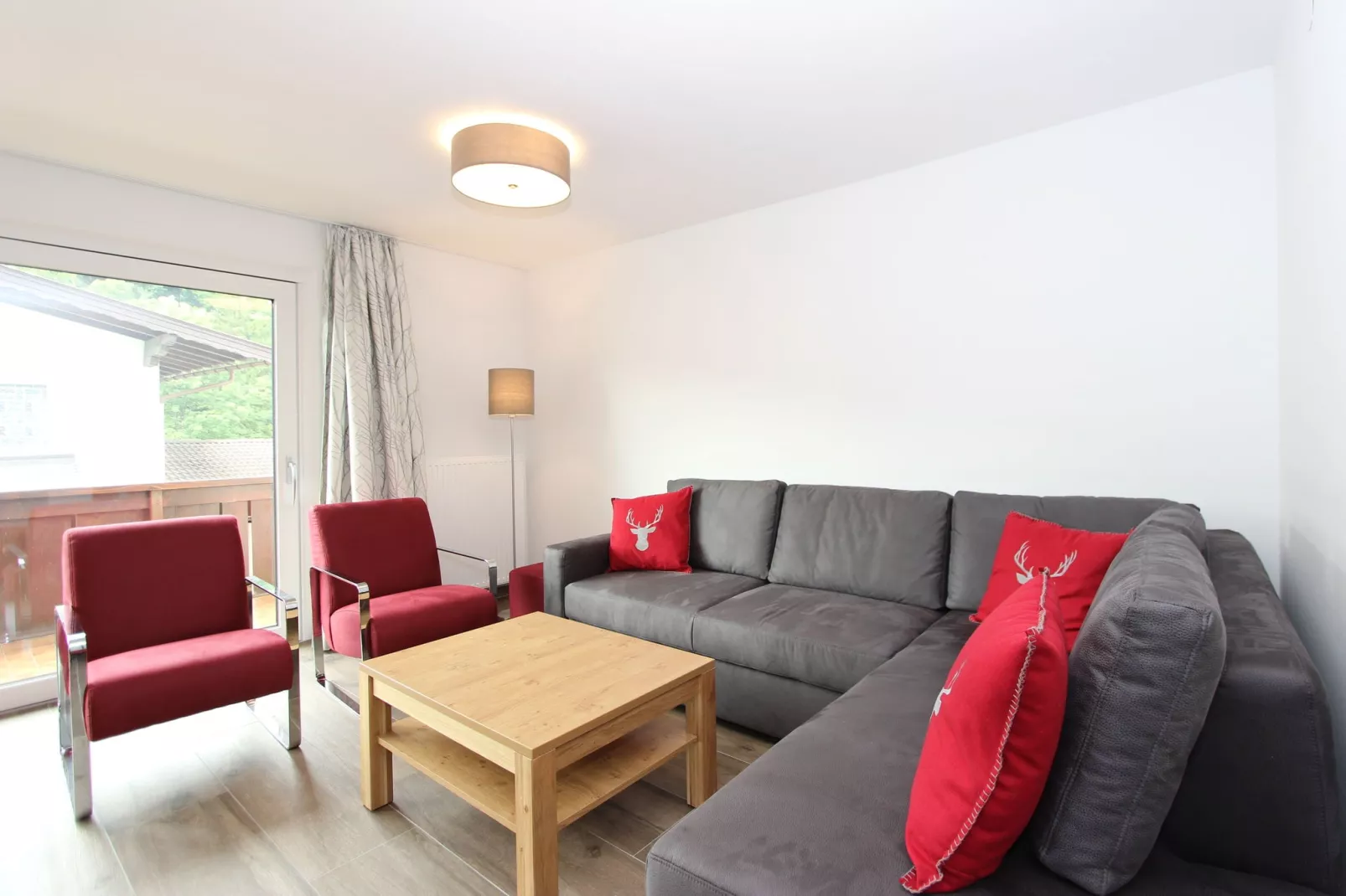 Apartment Wald 2 Fieberbrunn-Woonkamer