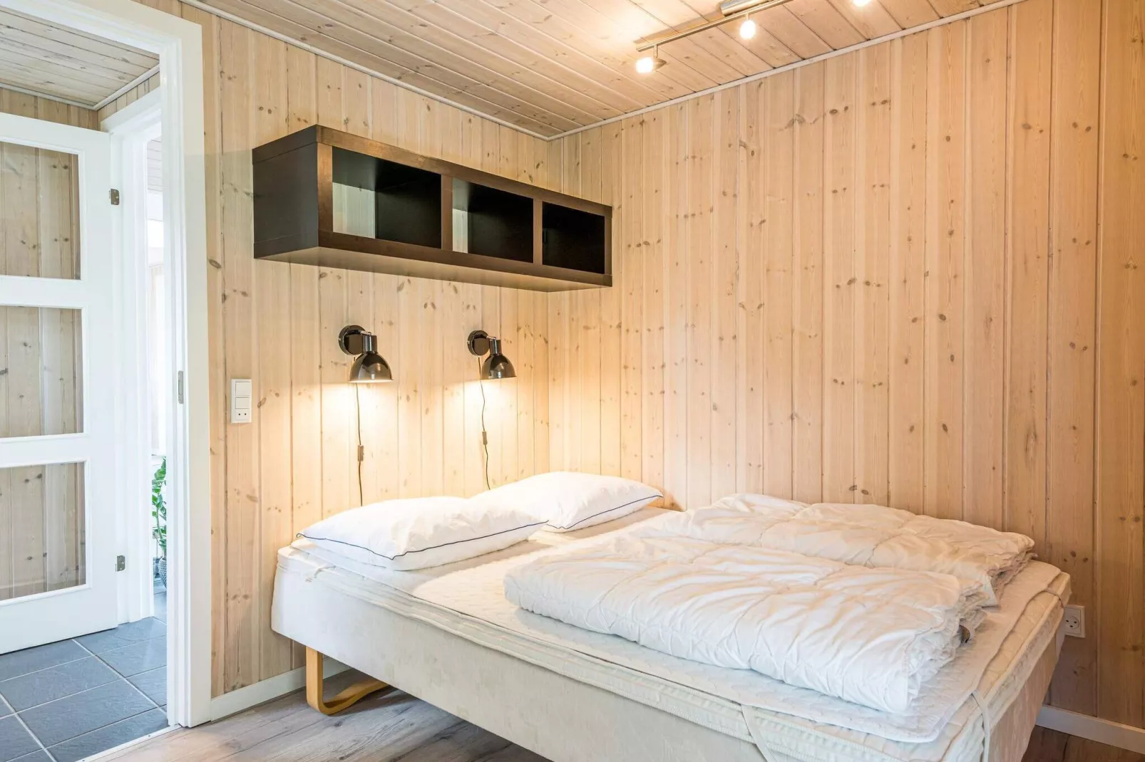 4 persoons vakantie huis op een vakantie park in Henne-Binnen