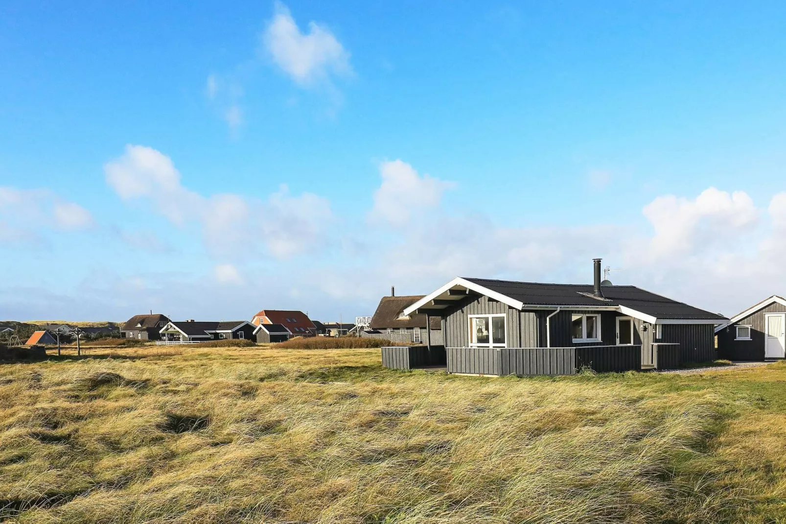 Charmant vakantiehuis in Harboøre met een terras-Uitzicht