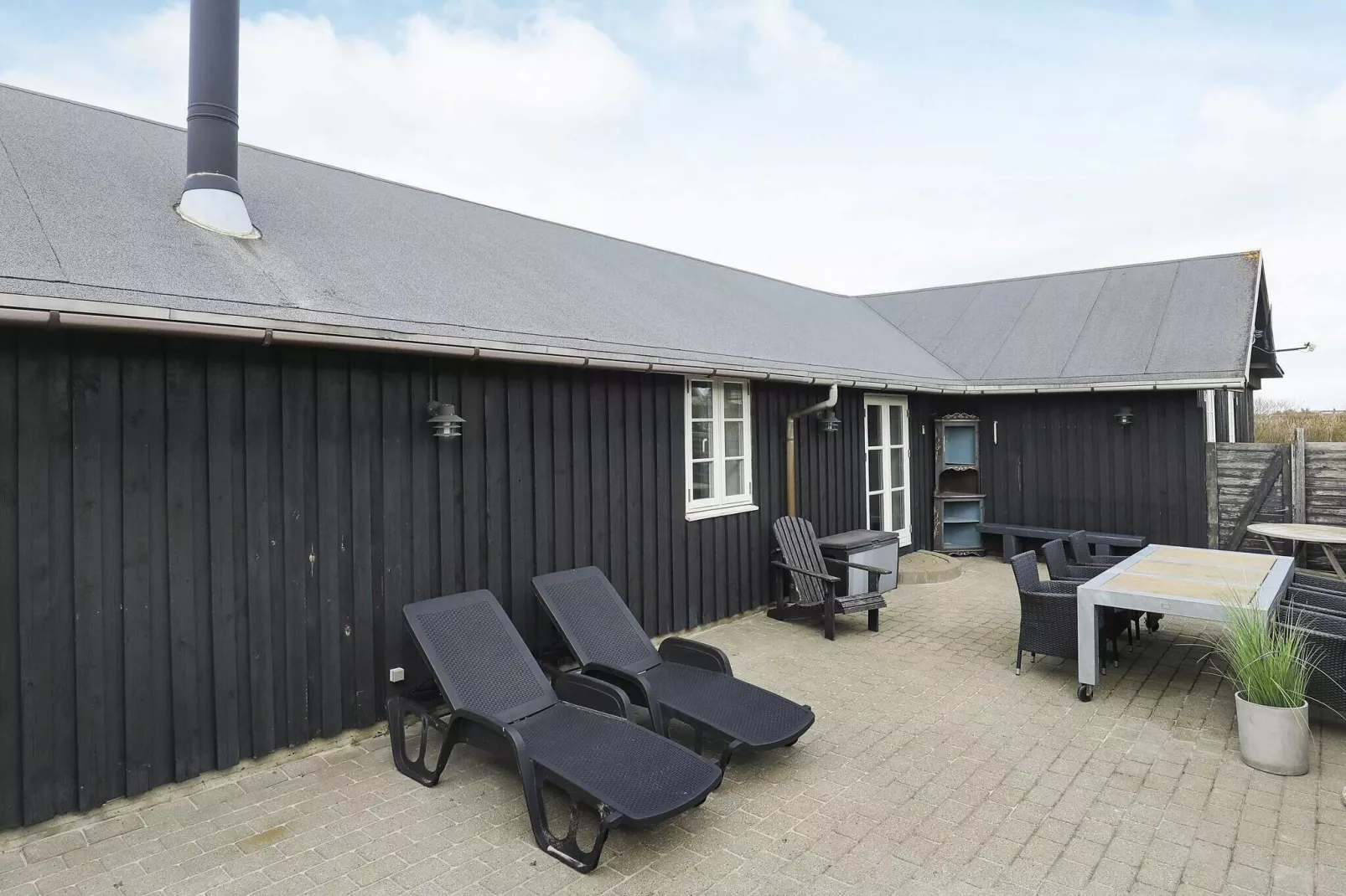 Fijn vakantiehuis in Ringkøbing met een bubbelbad-Uitzicht