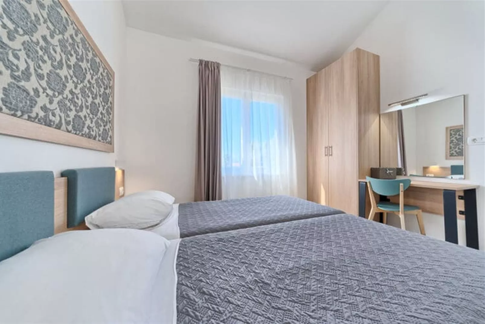 Apartments Medena Trogir - Seget Donji - A2plus2 Superior seaside-Slaapkamer