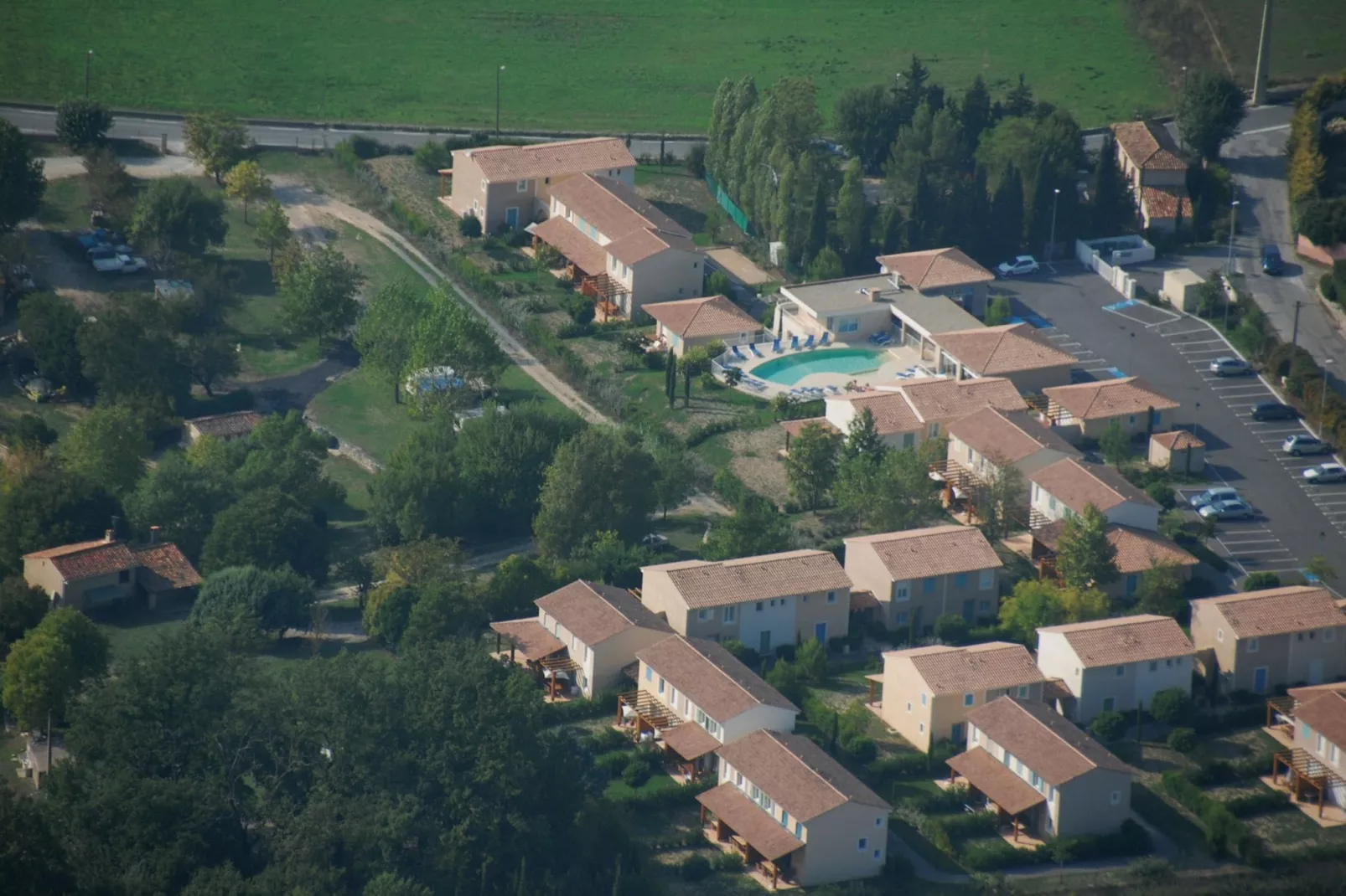 Residence Les Bastides des Chaumettes 2-Buitenkant zomer