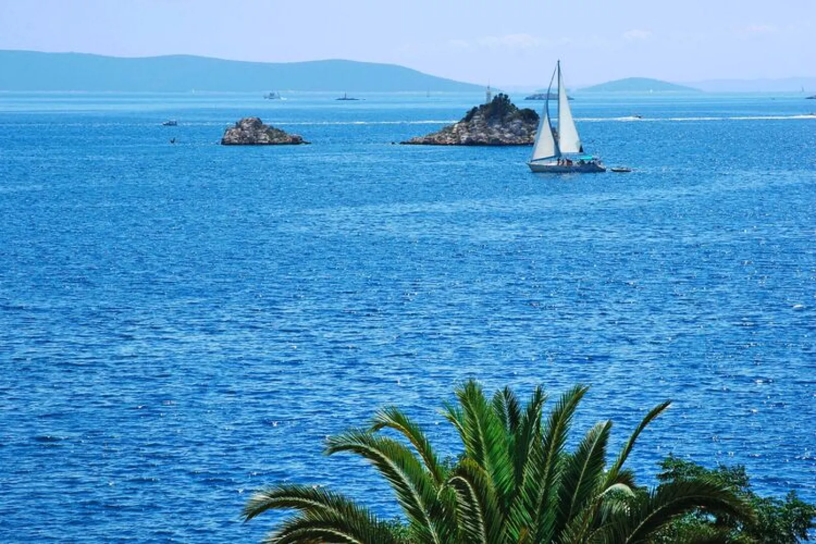 Apartments Medena Trogir - Seget Donji - B 4plus1 Superior Seaside-Waterzicht