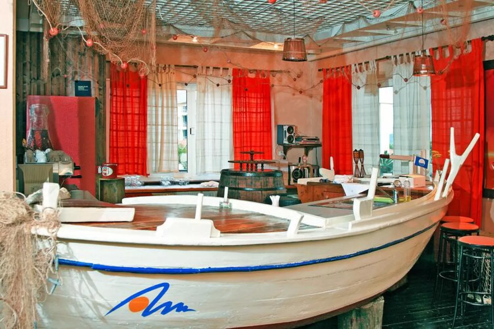 Apartments Medena Trogir - Seget Donji - B 4plus1 Superior Seaside-Woonkamer