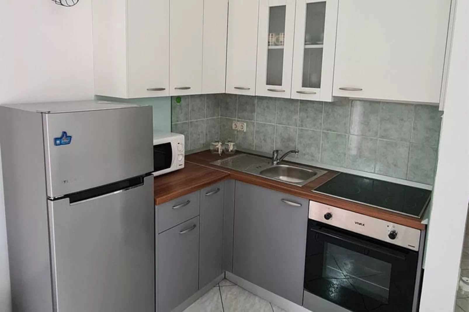 A6 - Apartments Ljilja PrivlakaA6 ca 60 qm bei Belegung mit 5-6 Pers-Keuken