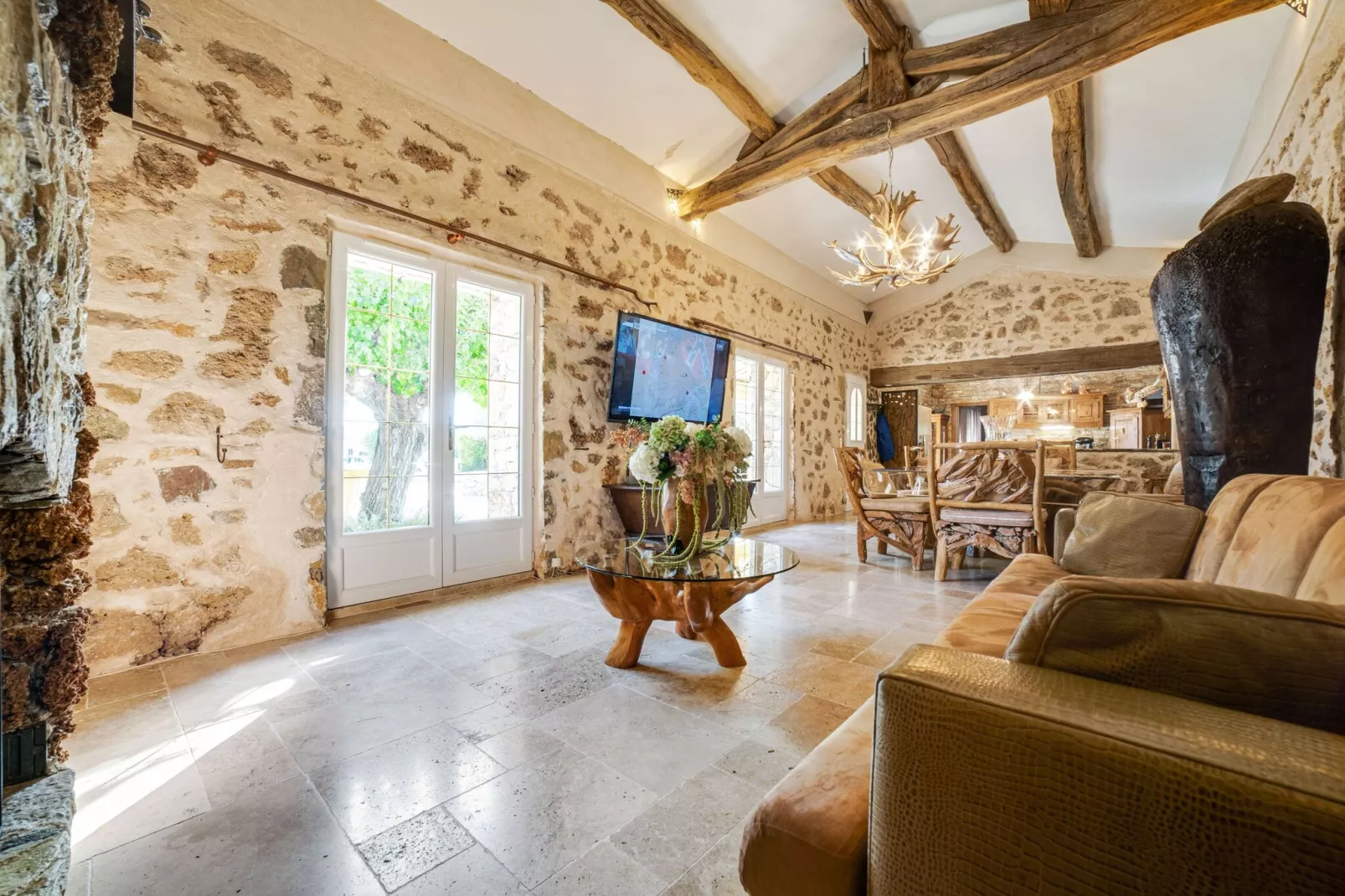 Villa Les Arcs sur Argens-Woonkamer