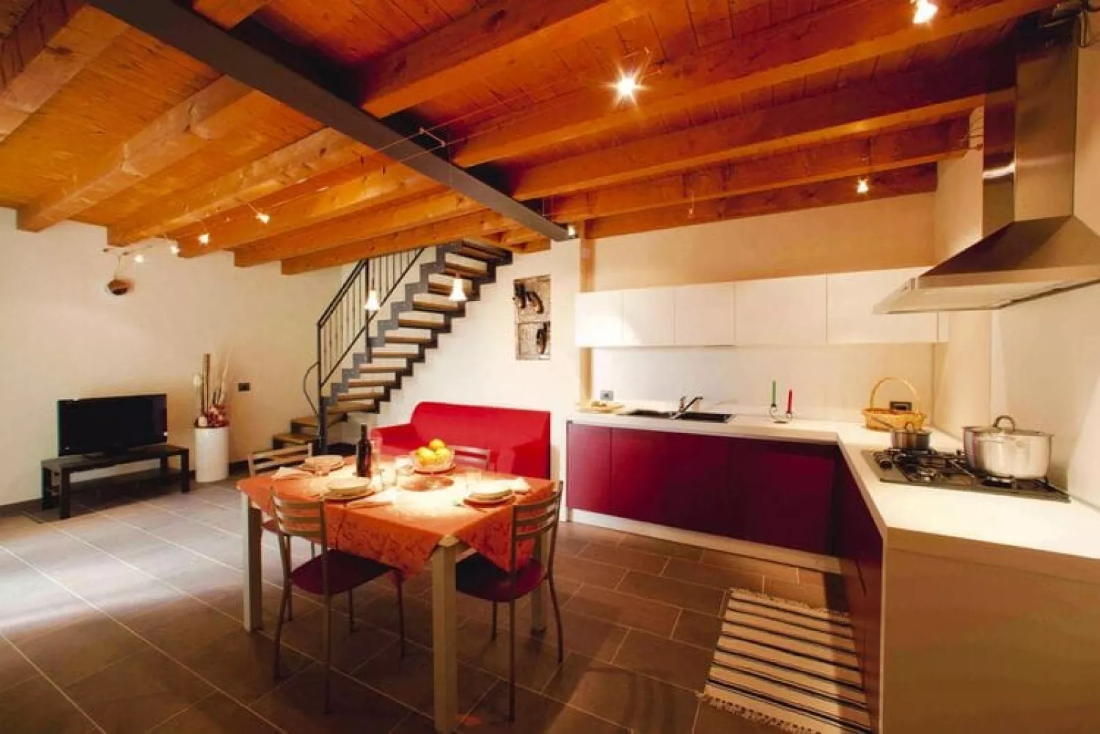 Residence La Casa del Nonno, Monzambano-trilo 6 pax-Niet-getagd