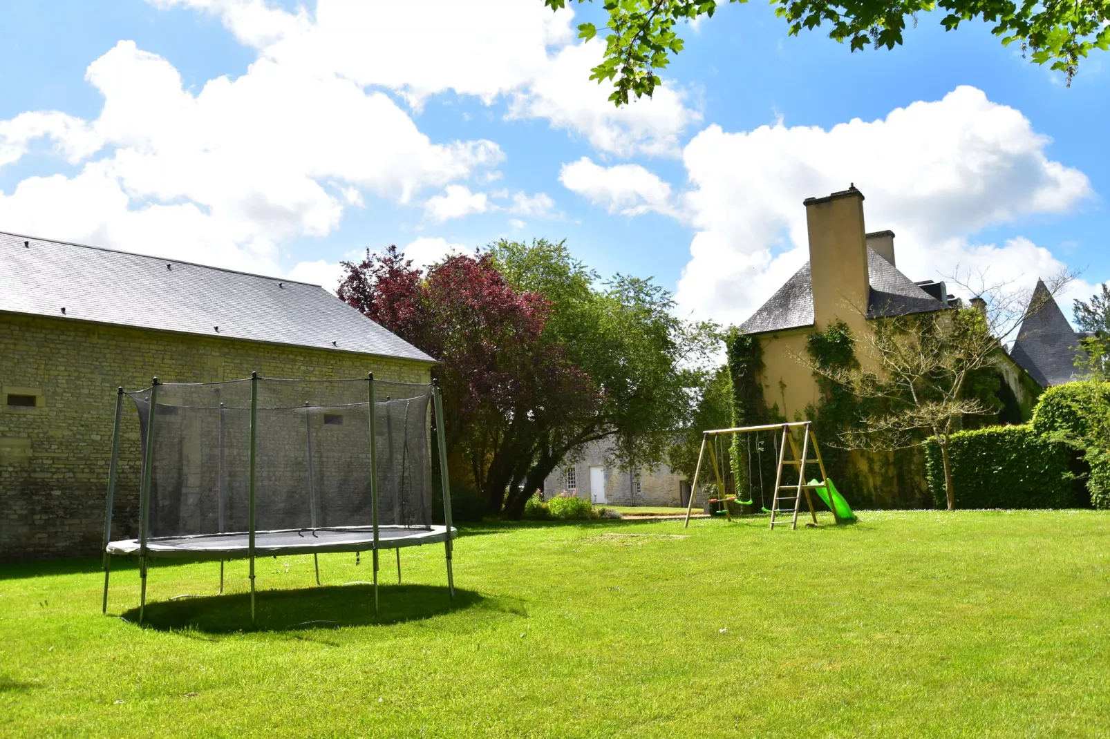 Gite de Luxe 6 pers Domaine Château-Tuinen zomer