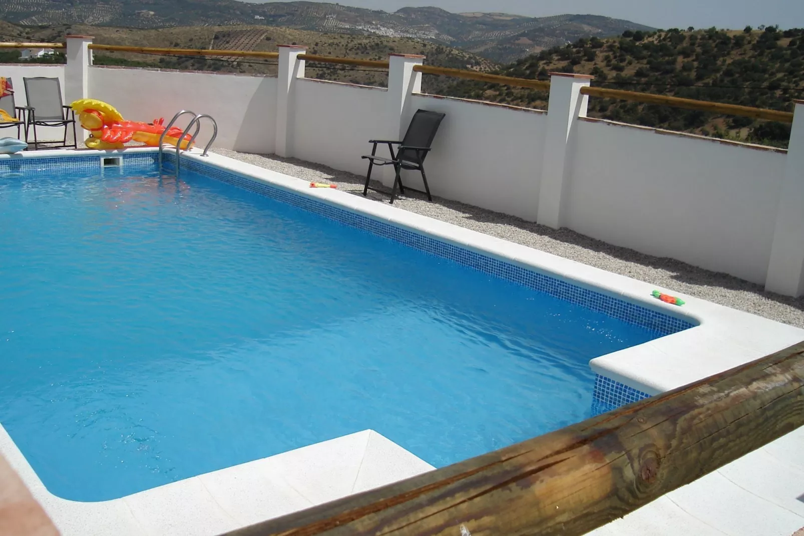 Posada del Silillo-Buitenkant zomer