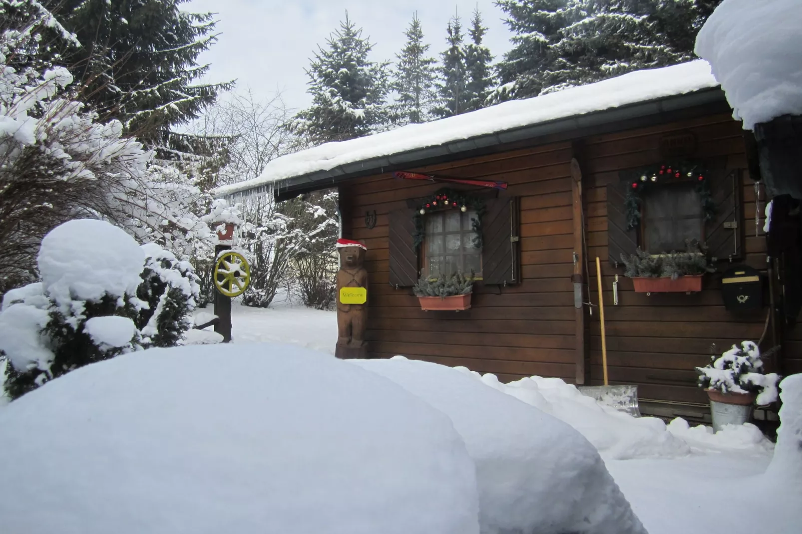 Kellerwald Hütte-Tuin winter