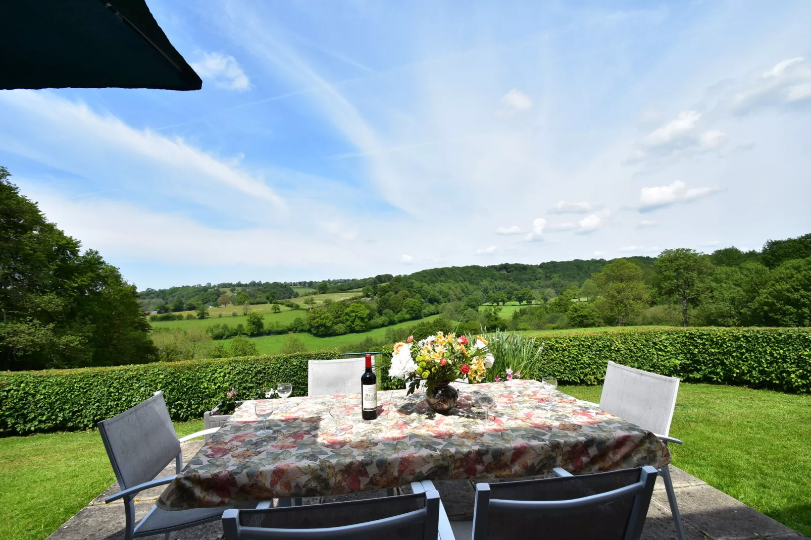 Maison de vacances Sourdeval les Bois-Terrasbalkon