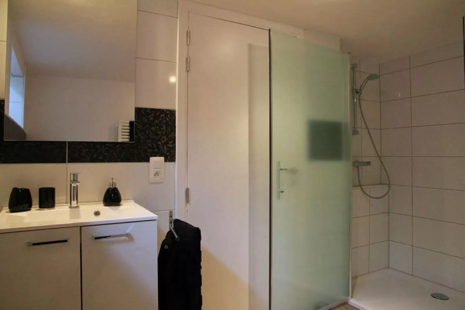 La Villa Louise 2-Badkamer