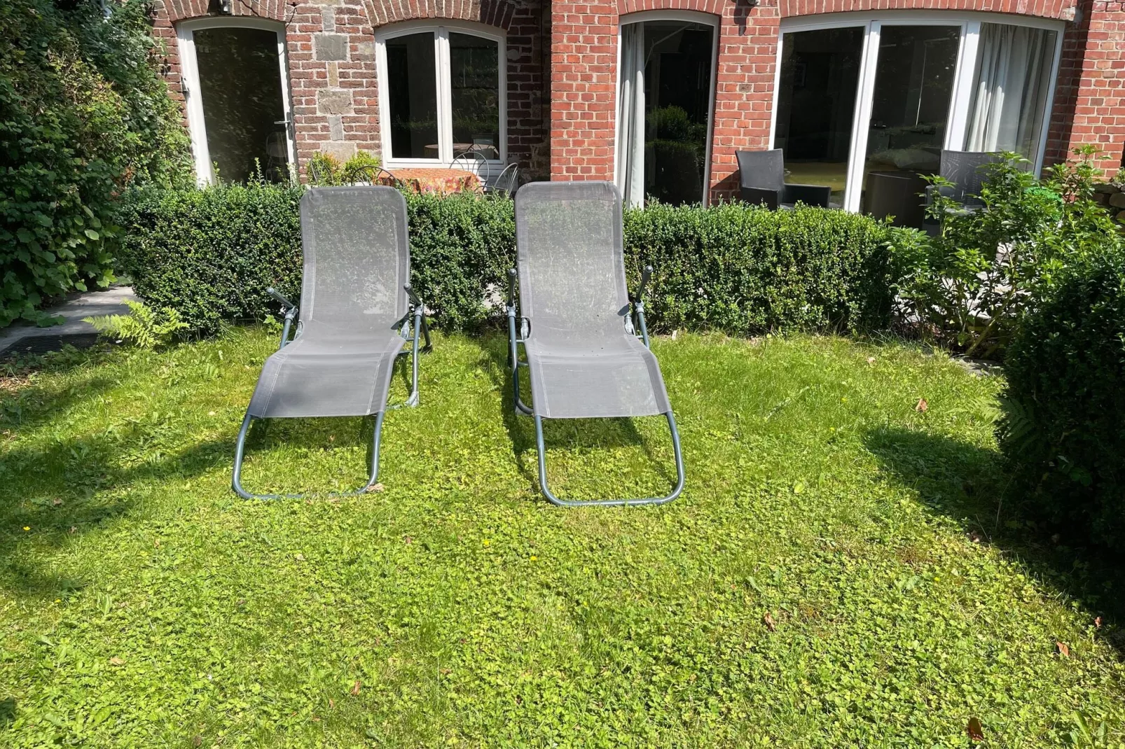La Villa Louise 2-Tuinen zomer