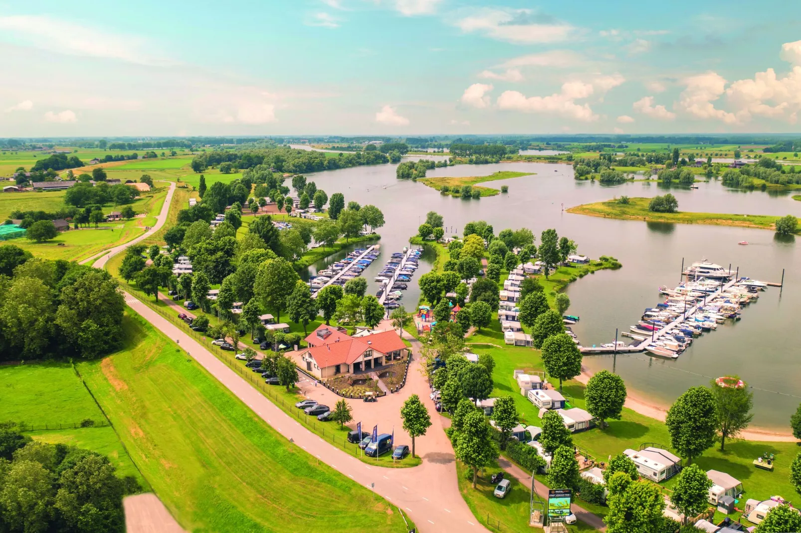 MarinaPark Bad Nederrijn 2-Buitenkant zomer