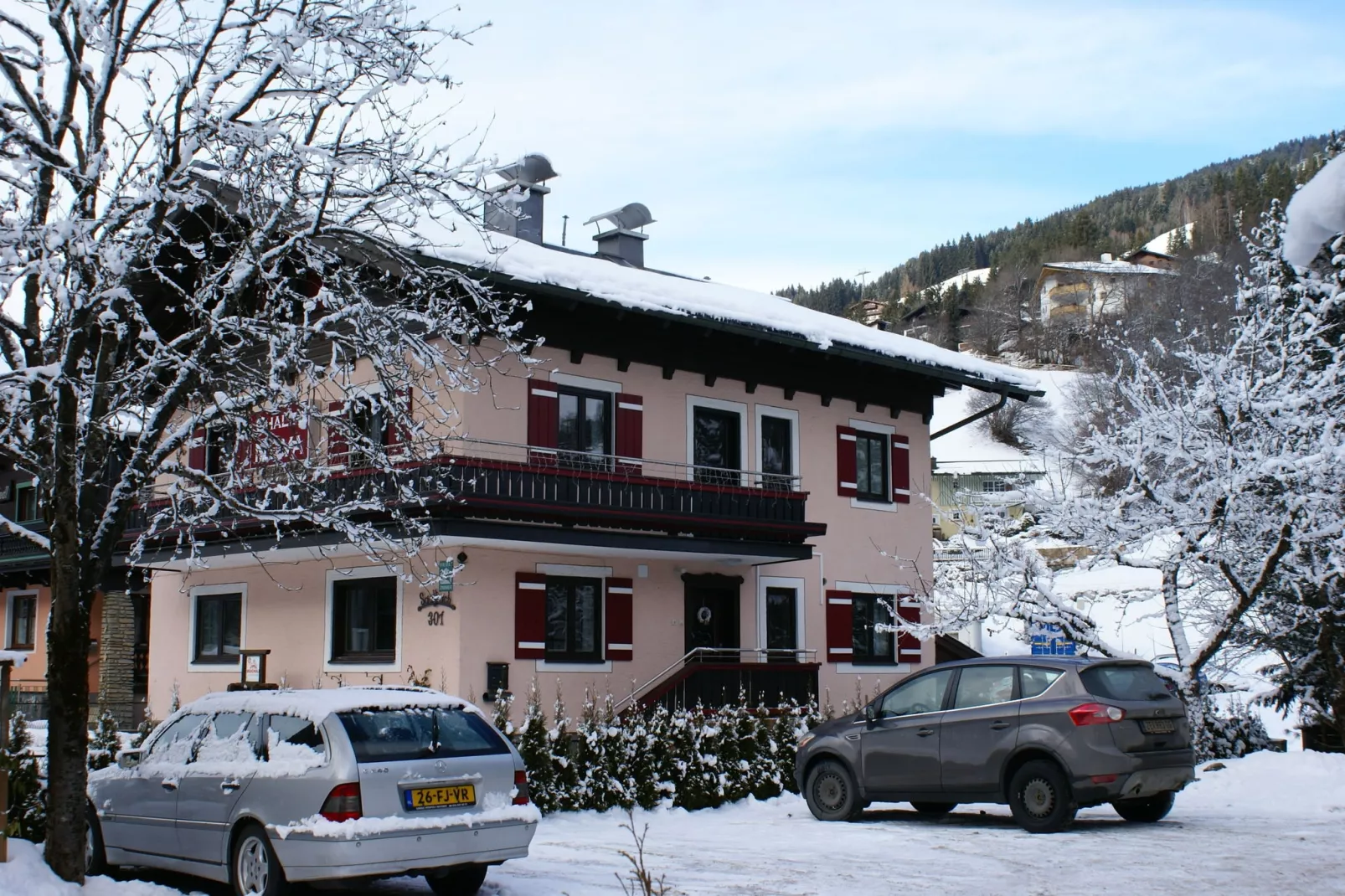 Chalet Neva S Saalbach-Exterieur winter