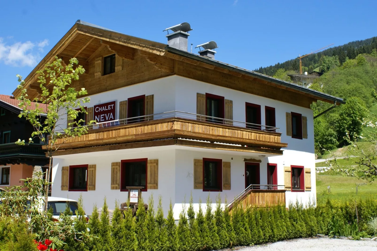 Chalet Neva S Saalbach-Buitenkant zomer