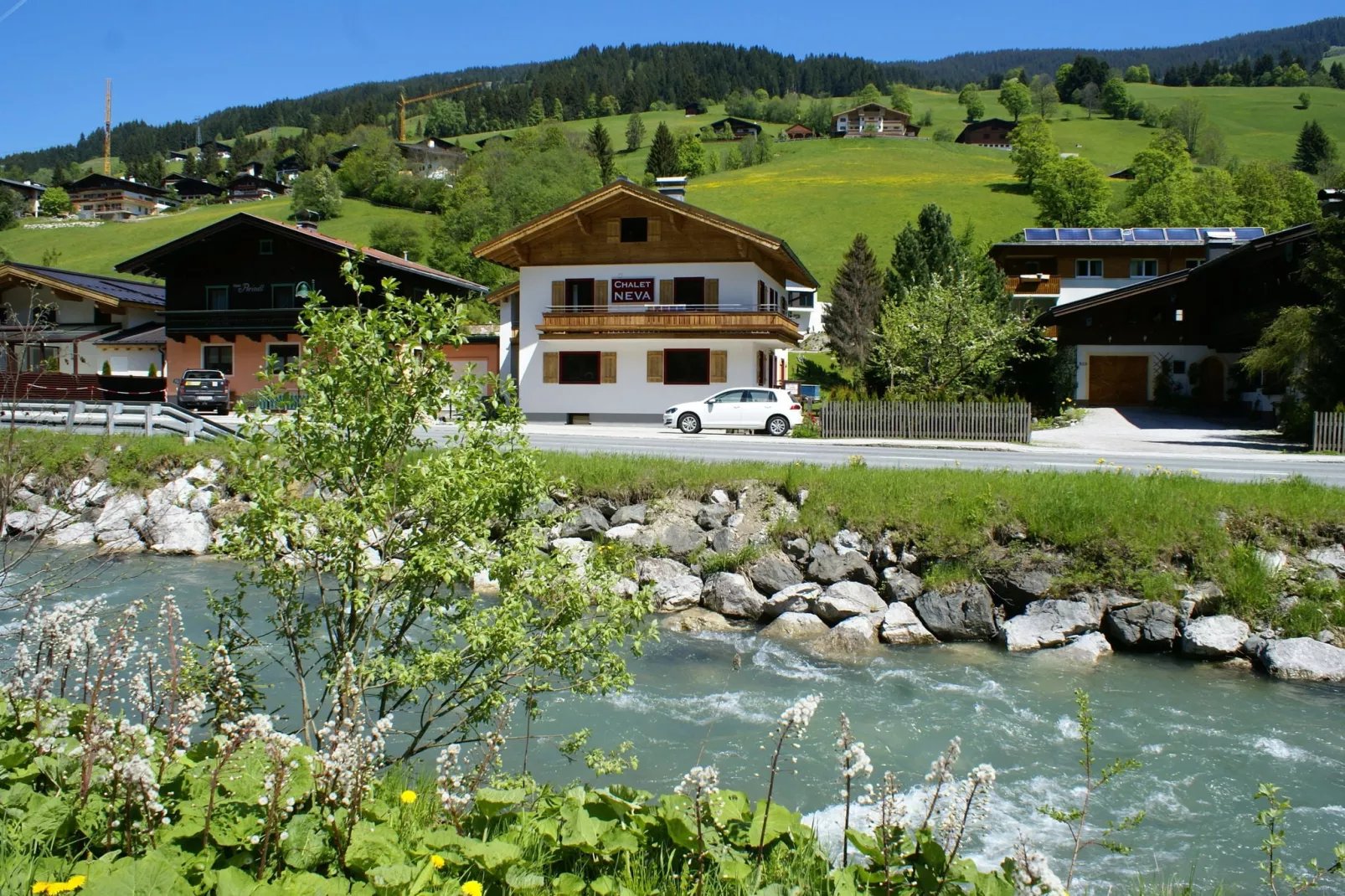 Chalet Neva S Saalbach-Buitenkant zomer