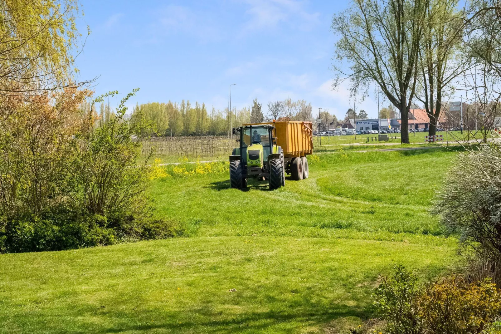 Farm Lodge Zwaluw-Uitzicht zomer