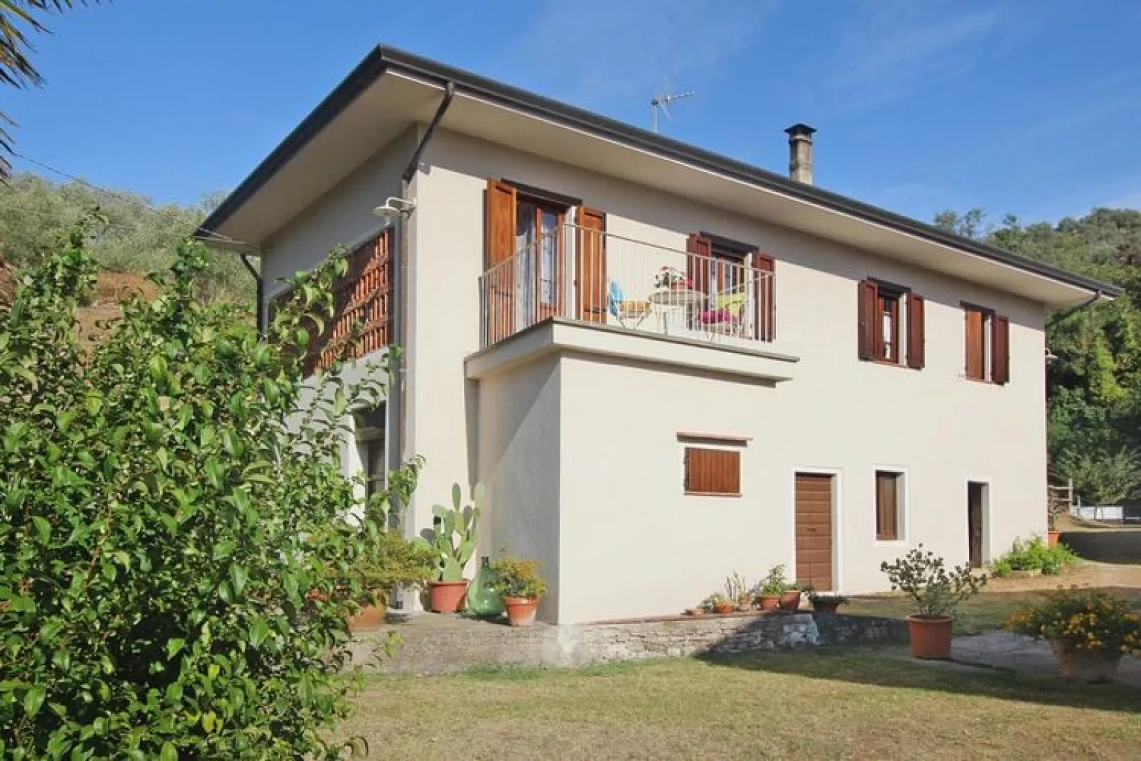 Holiday home Casa Paola Camaiore - Villa Paola-Buitenkant zomer