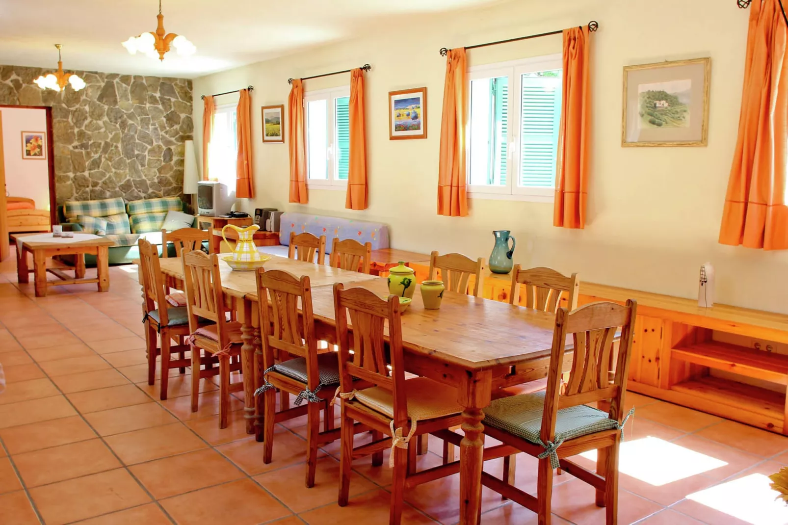 Canyar Enzell-Eetkamer