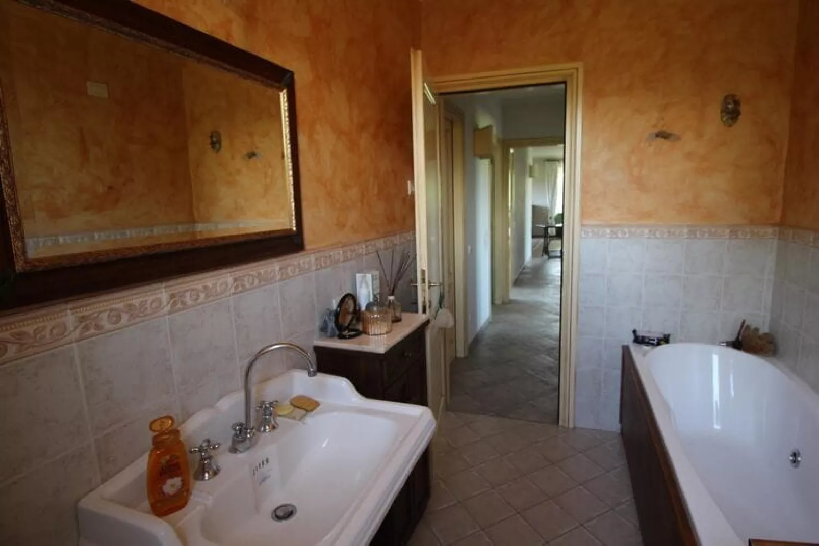 Villa Anna  holiday home ca 160 qm-Villa Anna ca 160 qm-Badkamer