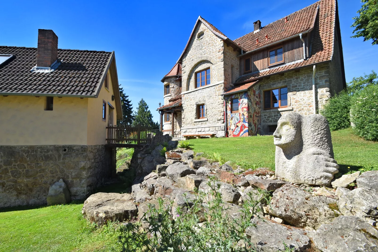 Villa Türmchen-Buitenkant zomer