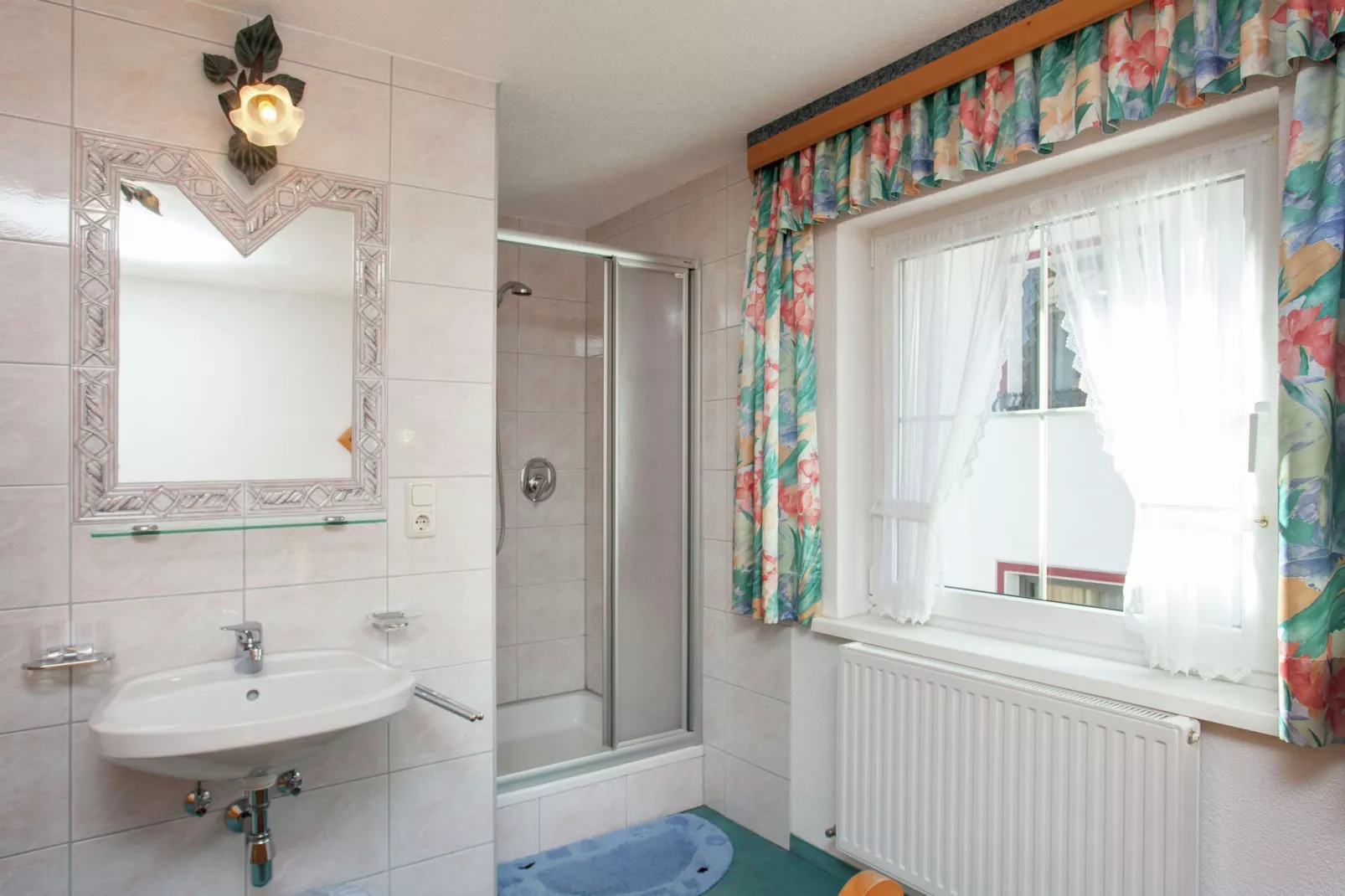 Hohspitz an der Piste-Badkamer