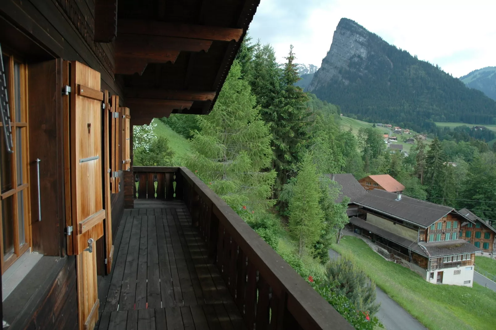 Chalet Chützli-Terrasbalkon