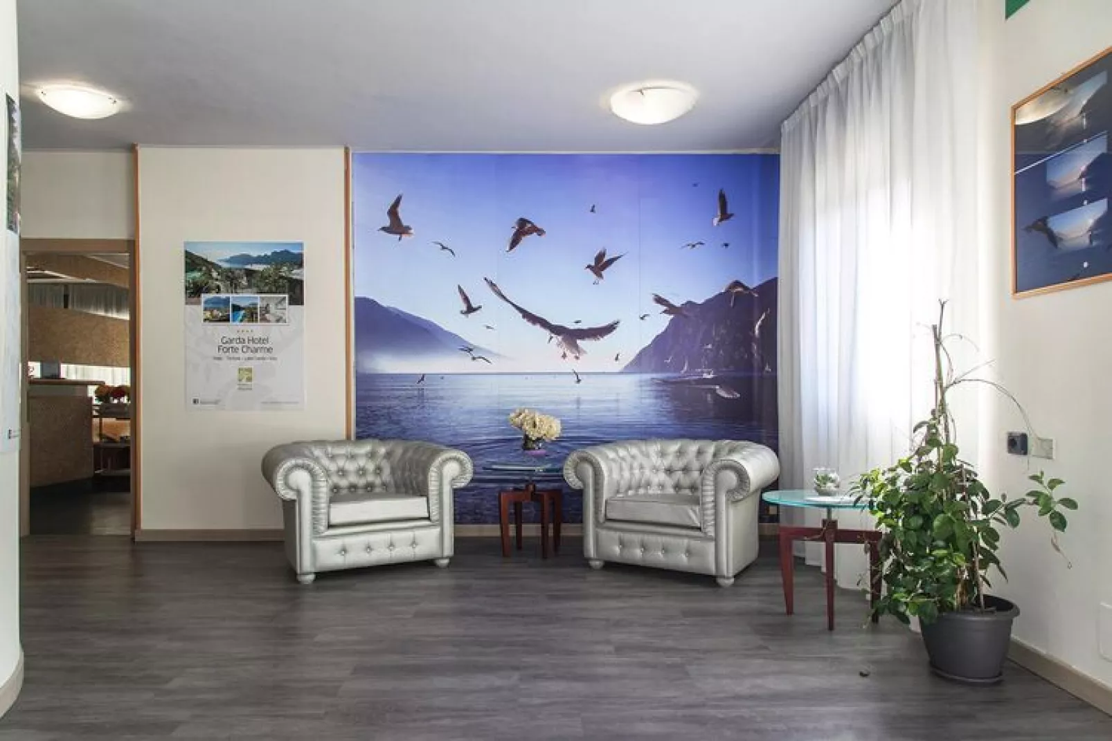 Residence Monica, Riva del Garda-AP1 STD-Woonkamer